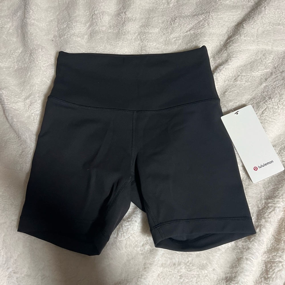 Lululemon Wunder Train 6” Short Size 6